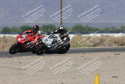 media/Oct-13-2025-Moto Forza (Mon) [[a66d839500]]/3-B Group/Session 3 (Turn 16)/